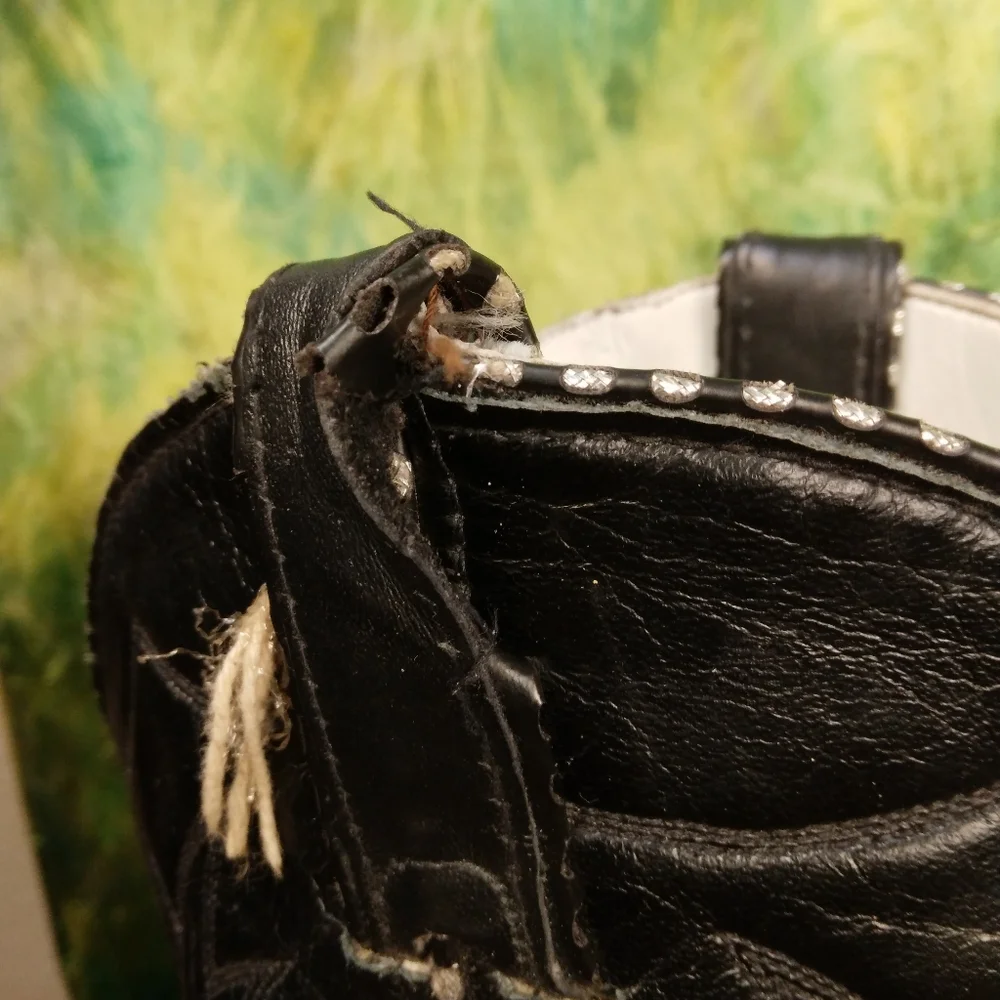 Rodeo drive black cowboy boots - Picture 4 of 8